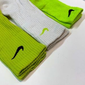 Nike Kids socks 3 pairs GUC